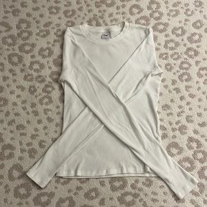 Aritzia TNA long sleeve